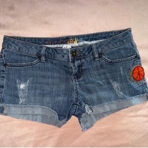 Denim Women's Shorts with Embroidered Patch - Blue